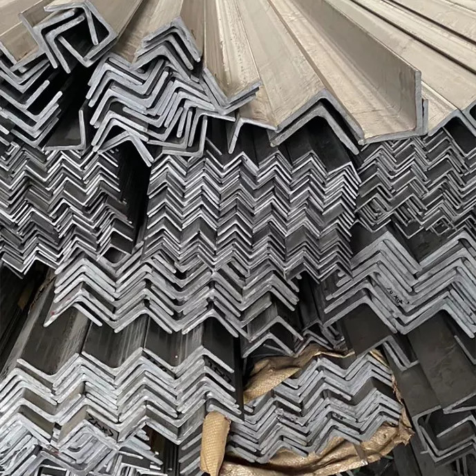 30*30 201 Paslanmaz Çelik Açı Eşit Çubuk 90 Derece Bina İçin 3mm Kalınlık